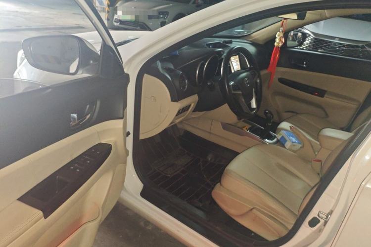 Used CHANGAN Eado 2015 1.6L Manual Luxury Model China IV Standard Driver Seat