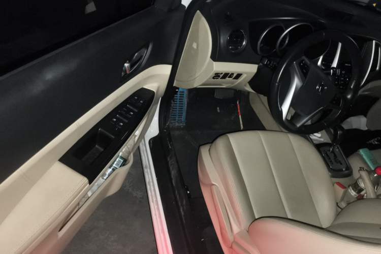 Used CHANGAN Eado 2015 1.6L Automatic Luxury Model Driver Seat