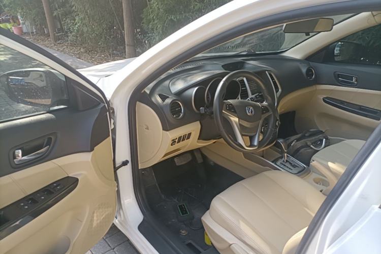 Used CHANGAN Eado 2015 1.6L Automatic Luxury Model Driver Seat