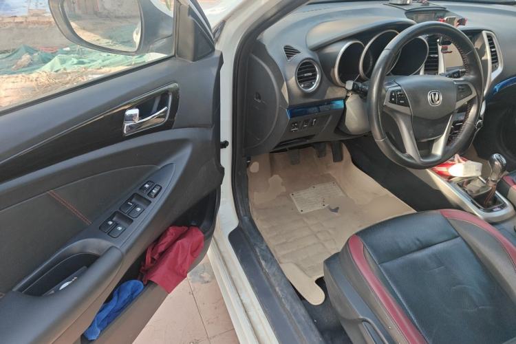 Used CHANGAN Eado 2015 1.6L Manual ZhiKu Model China V Standard Driver Seat