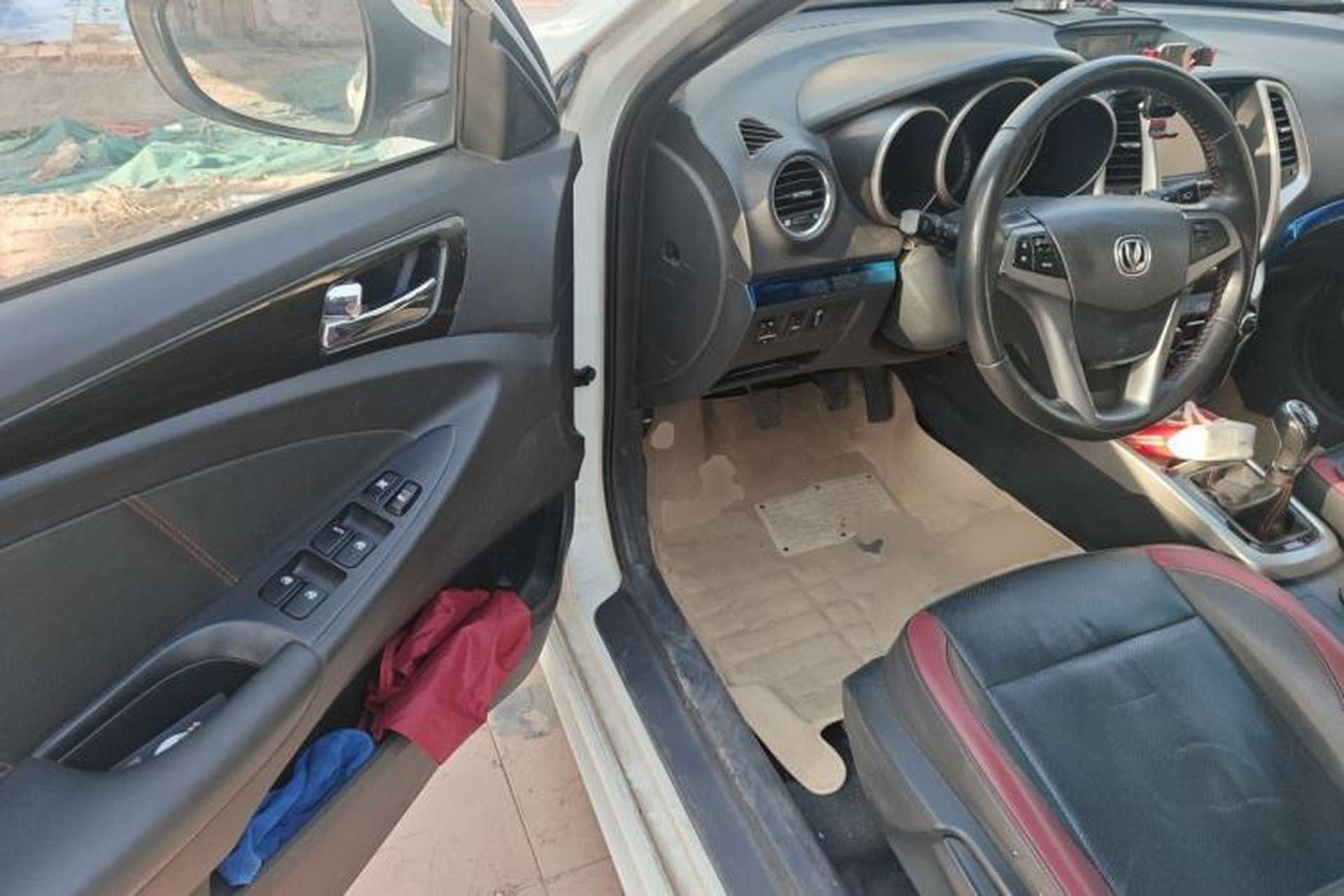 Used CHANGAN Eado 2015 1.6L Manual ZhiKu Model China V Standard Driver Seat