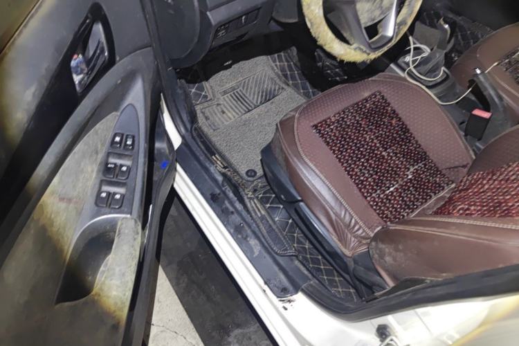 Used CHANGAN Eado 2015 1.6L Manual Junku Model China IV Standard Driver Seat