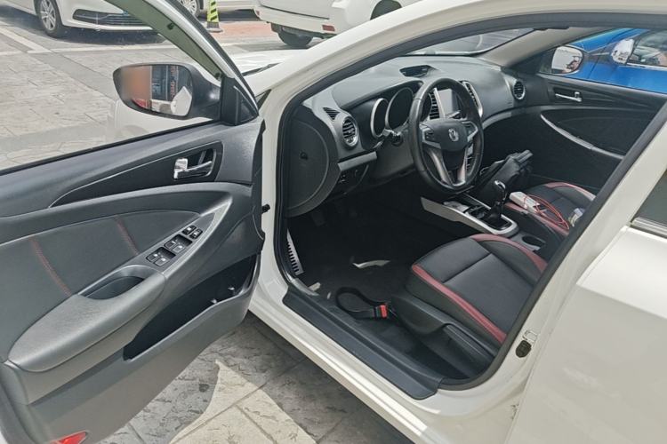 Used CHANGAN Eado 2015 1.6L Manual Junku Model China V Standard Driver Seat