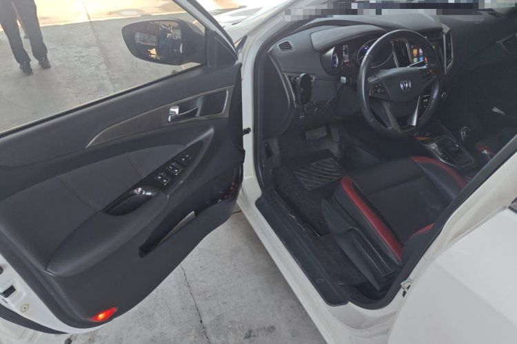 Used CHANGAN Eado 2015 1.6L Automatic Junku Model China V Standard Driver Seat