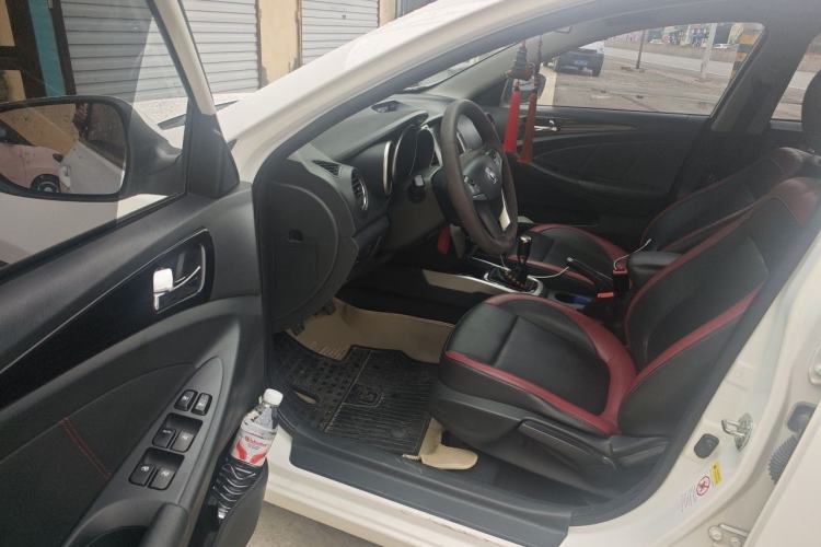 Used CHANGAN Eado 2015 1.6L Manual Junku Model China V Standard Driver Seat