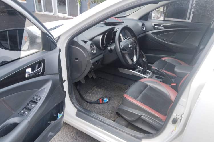Used CHANGAN Eado 2015 1.6L Manual Junku Model China IV Standard Driver Seat