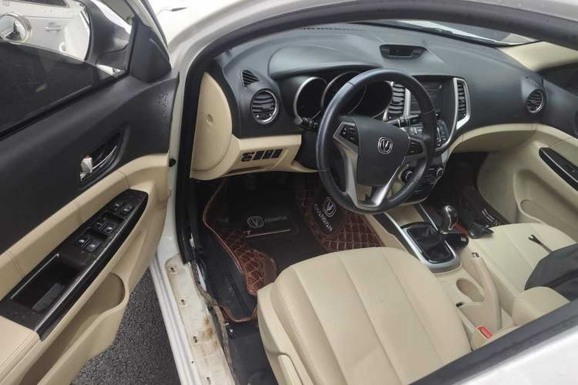 Used CHANGAN Eado 2015 1.6L Manual Luxury Model China V Standard Driver Seat