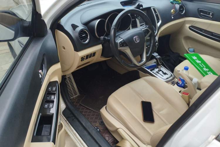 Used CHANGAN Eado 2015 1.6L Automatic Luxury Model Driver Seat