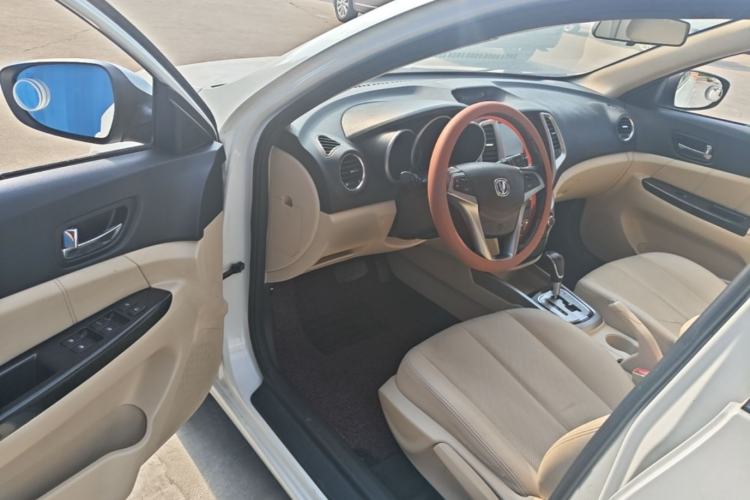 Used CHANGAN Eado 2015 1.6L Automatic Luxury Model Driver Seat