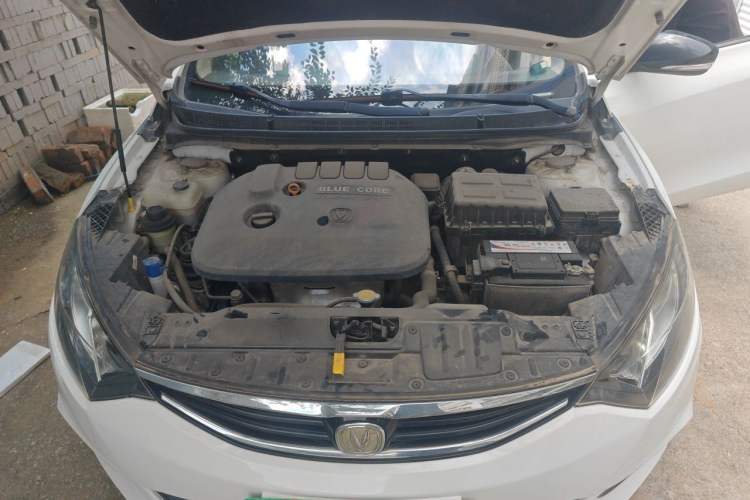 Used CHANGAN Eado 2015 1.6L Manual Junku Model China IV Standard Engine Bay