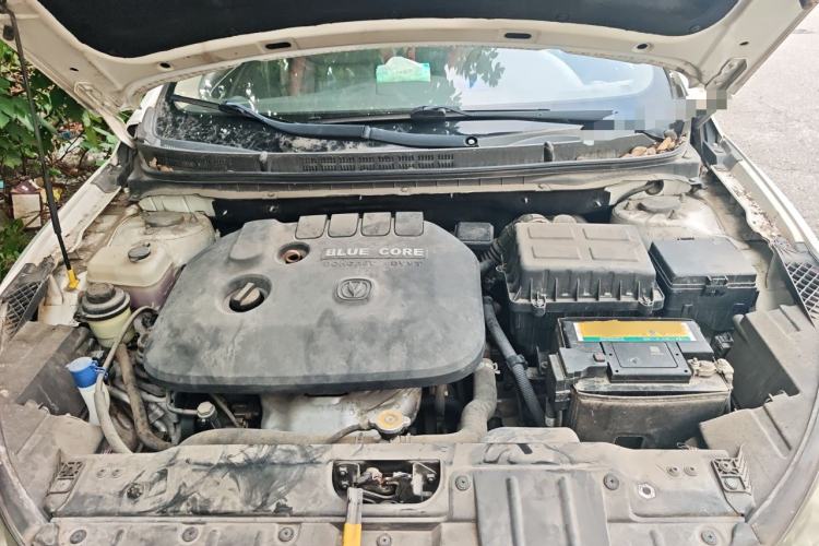 Used CHANGAN Eado  Engine Bay