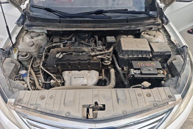 Used CHANGAN Eado 2015 1.6L Manual Luxury Model China IV Standard Engine Bay