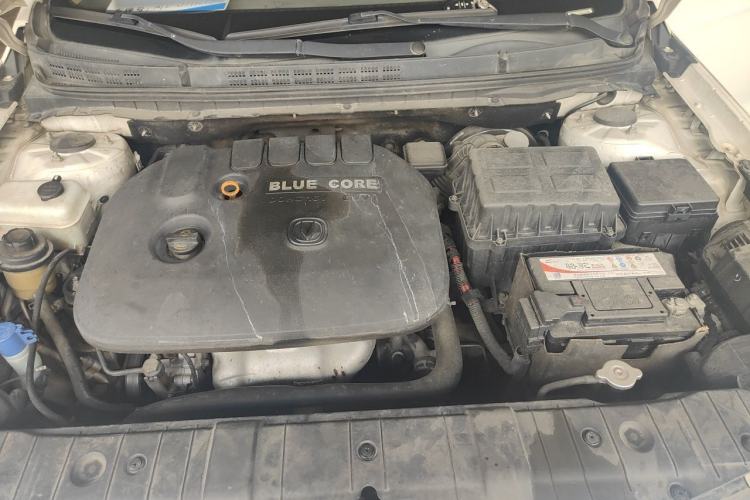 Used CHANGAN Eado 2015 1.6L Manual Luxury Model China V Standard Engine Bay