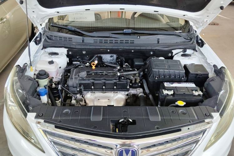 Used CHANGAN Eado 2015 1.6L Manual Luxury Model China V Standard Engine Bay