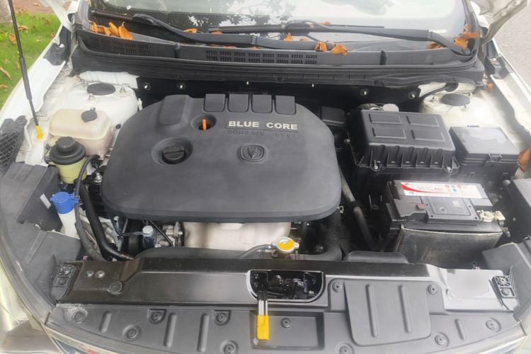 Used CHANGAN Eado 2015 1.6L Automatic Junku Model China IV Standard Engine Bay