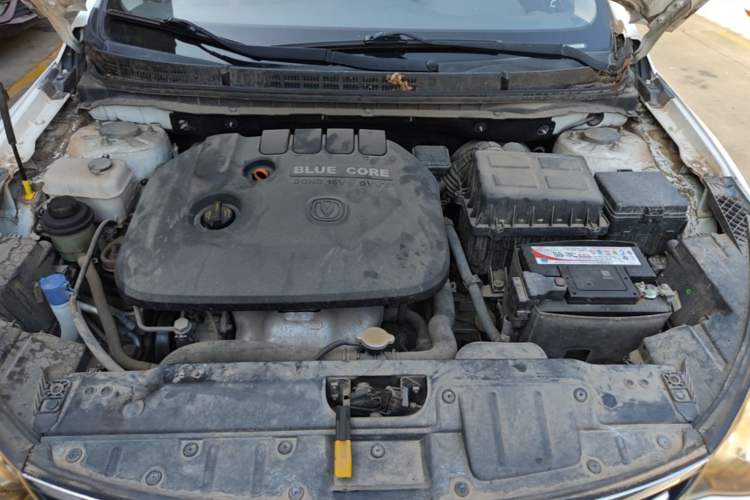 Used CHANGAN Eado 2015 1.6L Manual Junku Model China IV Standard Engine Bay