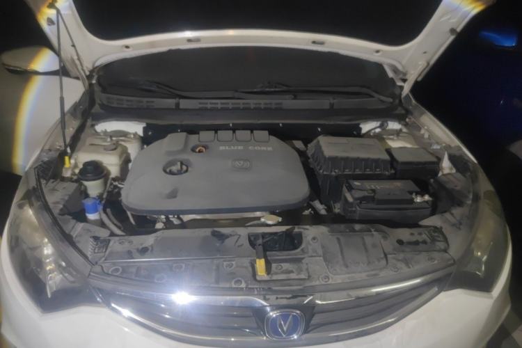 Used CHANGAN Eado 2015 1.6L Automatic Junku Model China V Standard Engine Bay
