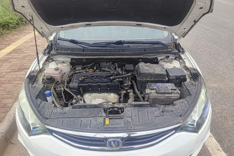 Used CHANGAN Eado 2015 1.6L Manual Junku Model China V Standard Engine Bay