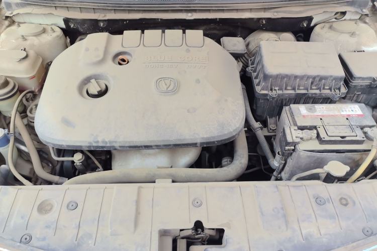 Used CHANGAN Eado 2015 1.6L Manual Luxury Model China IV Standard Engine Bay