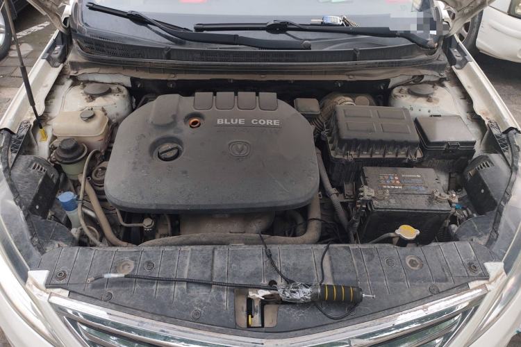 Used CHANGAN Eado 2015 1.6L Manual Luxury Model China V Standard Engine Bay