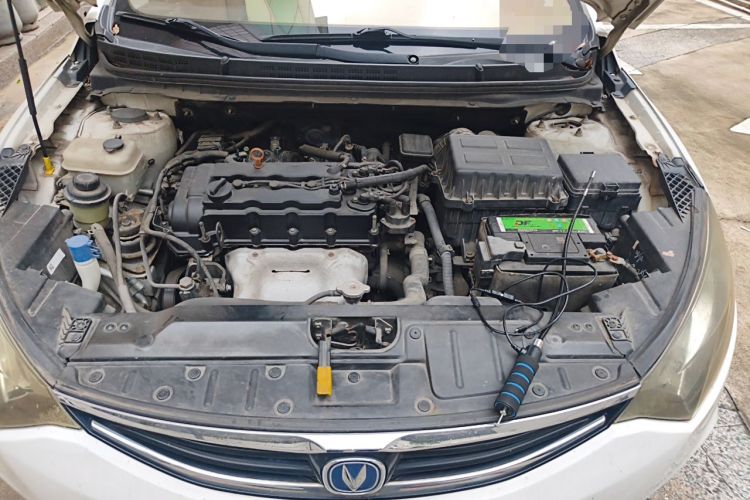 Used CHANGAN Eado 2015 1.6L Manual Junku Model China IV Standard Engine Bay