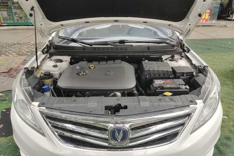Used CHANGAN Eado 2015 1.6L Automatic Luxury Model Engine Bay