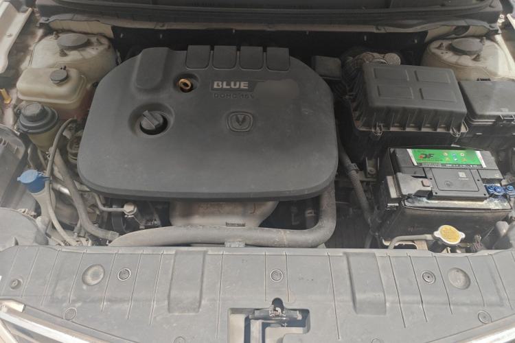Used CHANGAN Eado 2015 1.6L Manual Luxury Model China V Standard Engine Bay