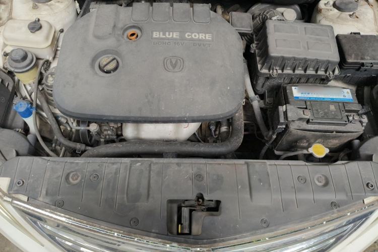 Used CHANGAN Eado 2015 1.6L Manual Luxury Model China V Standard Engine Bay