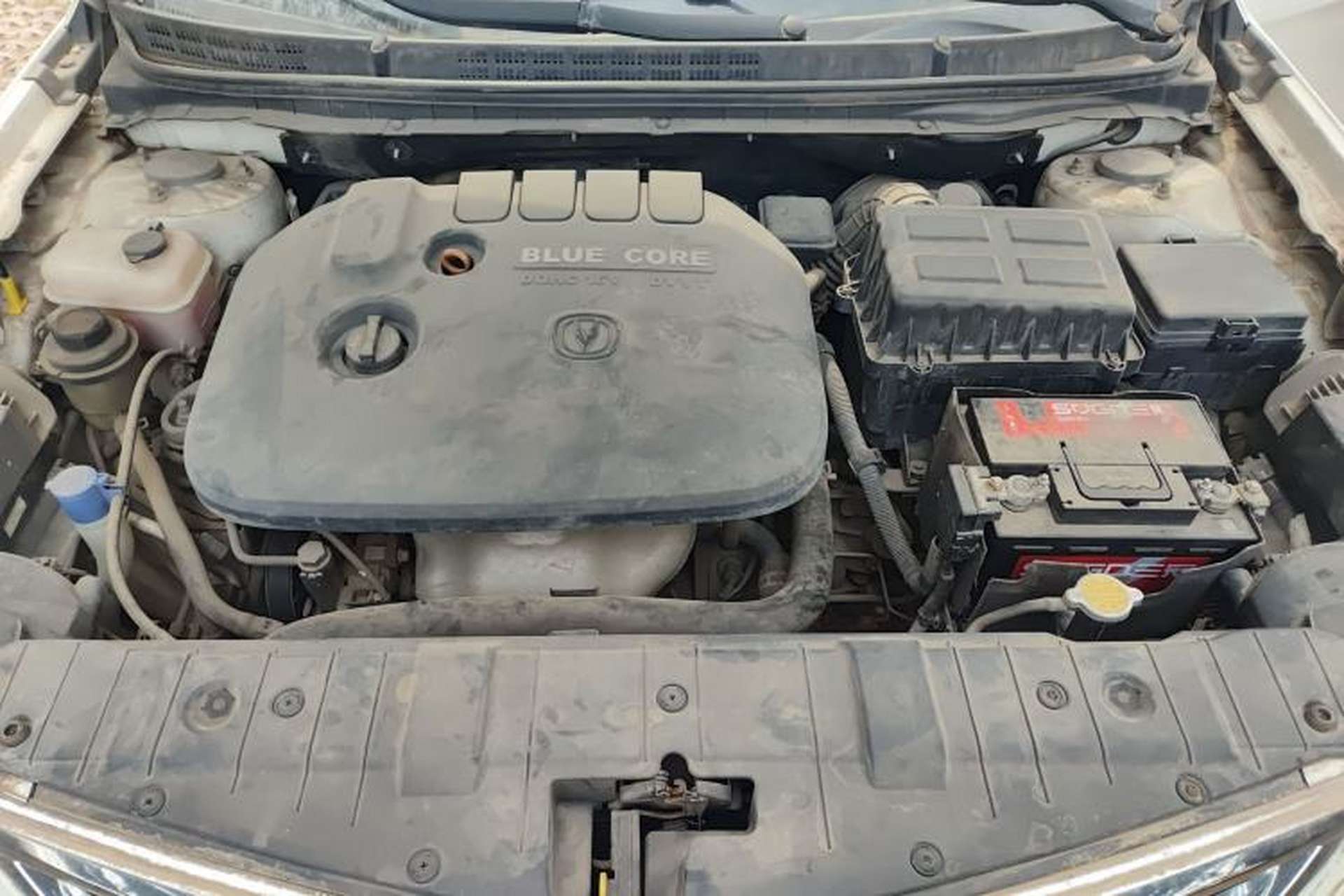 Used CHANGAN Eado 2015 1.6L Manual Luxury Model China IV Standard Engine Bay