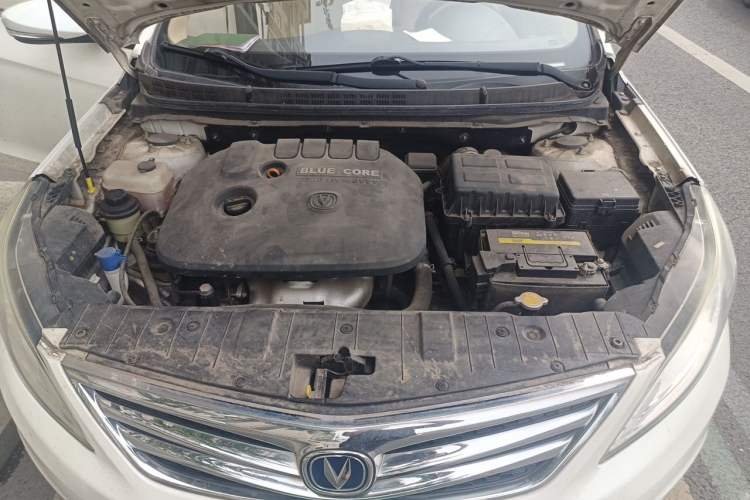 Used CHANGAN Eado 2015 1.6L Manual Flagship Model Engine Bay