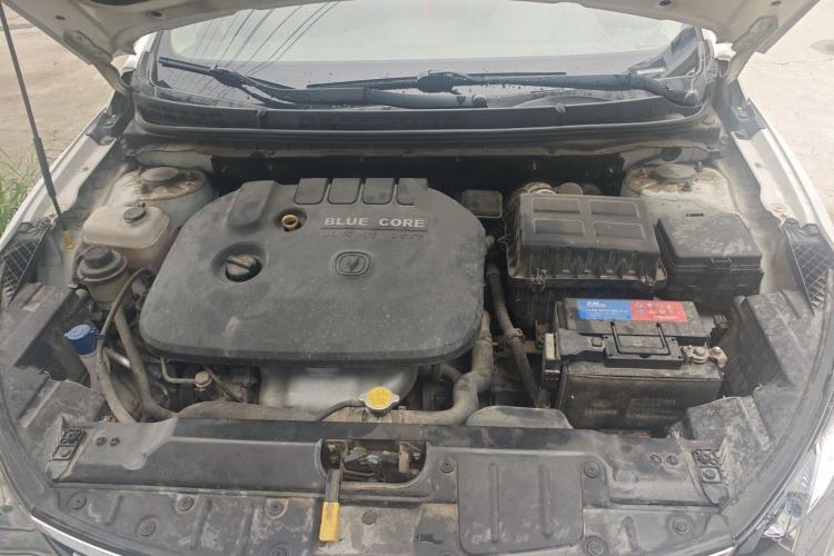 Used CHANGAN Eado 2015 1.6L Manual Junku Model China V Standard Engine Bay
