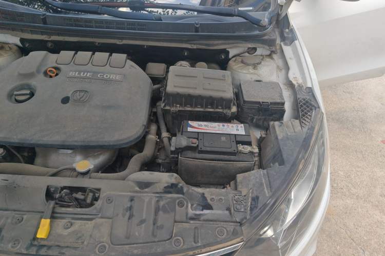 Used CHANGAN Eado 2015 1.6L Manual Junku Model China IV Standard Engine Bay Left