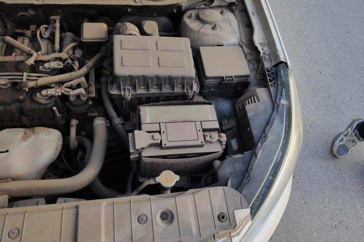 Used CHANGAN Eado 2015 1.6L Manual Luxury Model China IV Standard Engine Bay Left