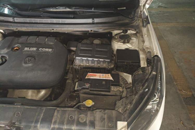 Used CHANGAN Eado 2015 1.6L Manual Luxury Model China IV Standard Engine Bay Left