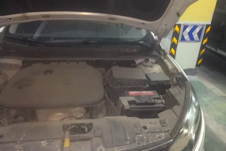 Used CHANGAN Eado 2015 1.6L Automatic Junku Model China IV Standard Engine Bay Left