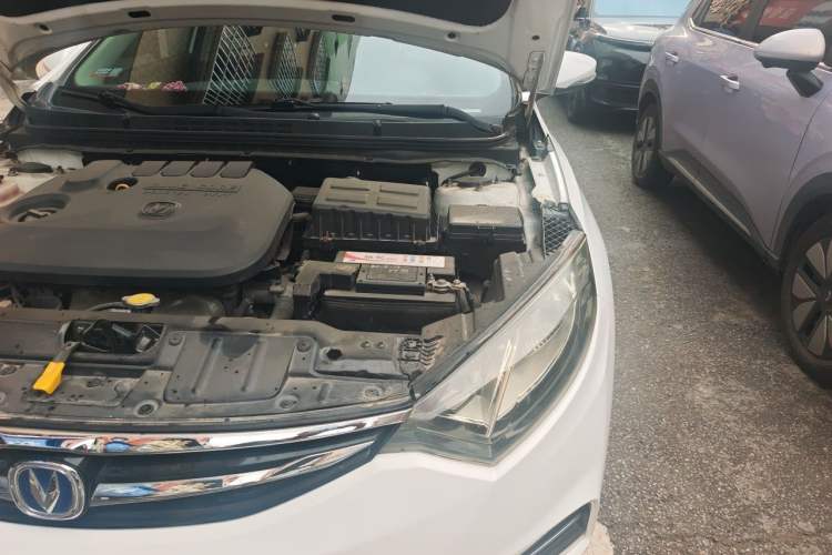 Used CHANGAN Eado 2015 1.6L Manual Junku Model China V Standard Engine Bay Left