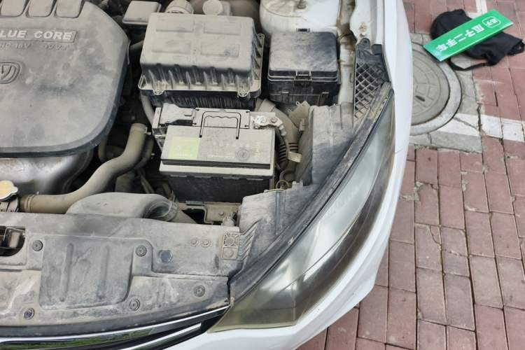 Used CHANGAN Eado 2015 1.6L Automatic Junku Model China V Standard Engine Bay Left