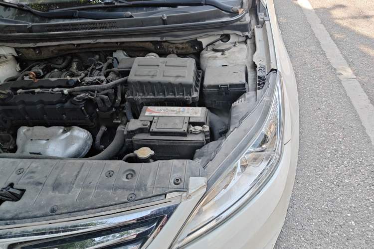 Used CHANGAN Eado 2015 1.6L Manual Luxury Model China IV Standard Engine Bay Left