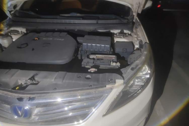 Used CHANGAN Eado 2015 1.6L Automatic Luxury Model Engine Bay Left