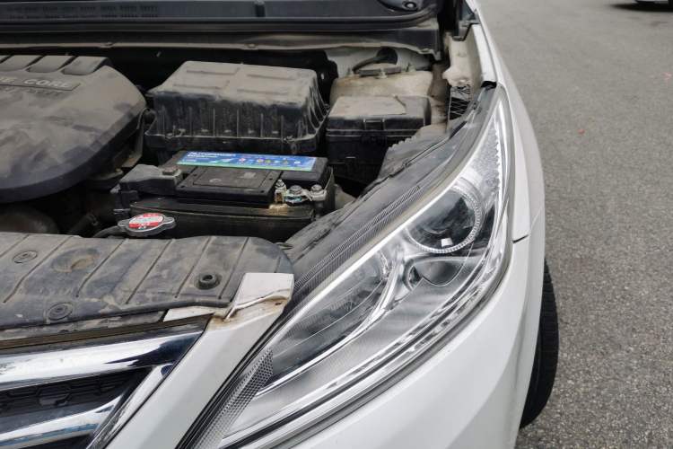 Used CHANGAN Eado 2015 1.6L Manual Luxury Model China IV Standard Engine Bay Left