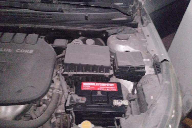 Used CHANGAN Eado 2015 1.6L Automatic Flagship Model Engine Bay Left
