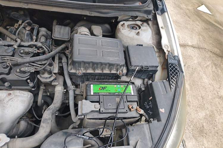 Used CHANGAN Eado 2015 1.6L Manual Junku Model China IV Standard Engine Bay Left