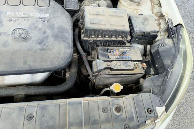 Used CHANGAN Eado 2015 1.6L Automatic Luxury Model Engine Bay Left