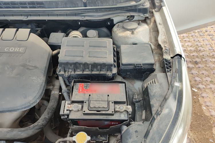 Used CHANGAN Eado 2015 1.6L Manual Luxury Model China IV Standard Engine Bay Left