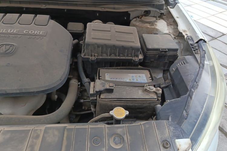 Used CHANGAN Eado 2015 1.6L Manual Luxury Model China V Standard Engine Bay Left