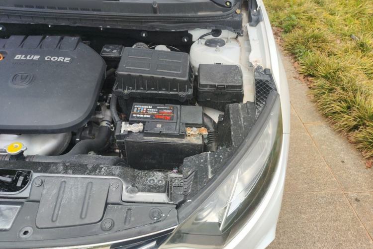 Used CHANGAN Eado 2015 1.6L Manual Junku Model China V Standard Engine Bay Left
