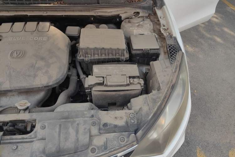 Used CHANGAN Eado 2015 1.6L Manual Junku Model China IV Standard Engine Bay Left