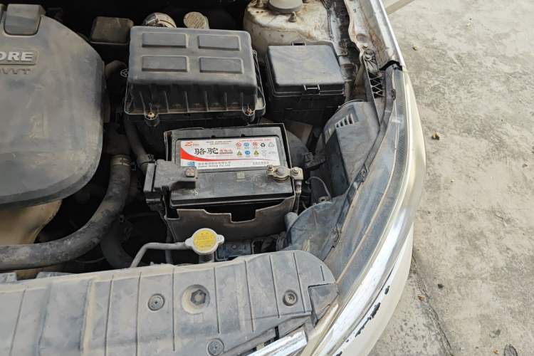Used CHANGAN Eado 2015 1.6L Manual Luxury Model China IV Standard Engine Bay Left