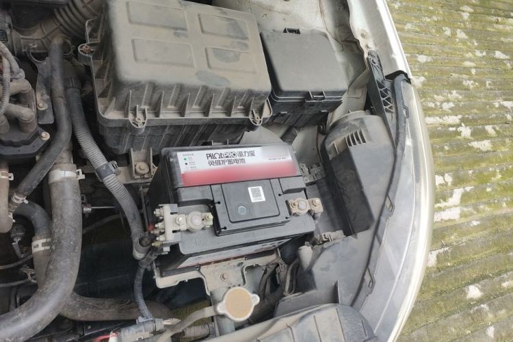 Used CHANGAN Eado 2015 1.6L Manual Luxury Model China V Standard Engine Bay Left