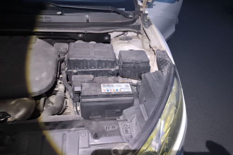 Used CHANGAN Eado 2015 1.6L Automatic Junku Model China IV Standard Engine Bay Left